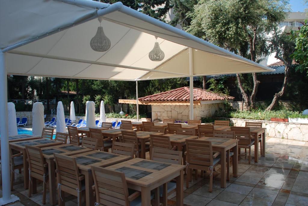 Villa Adora Beach Side Esterno foto