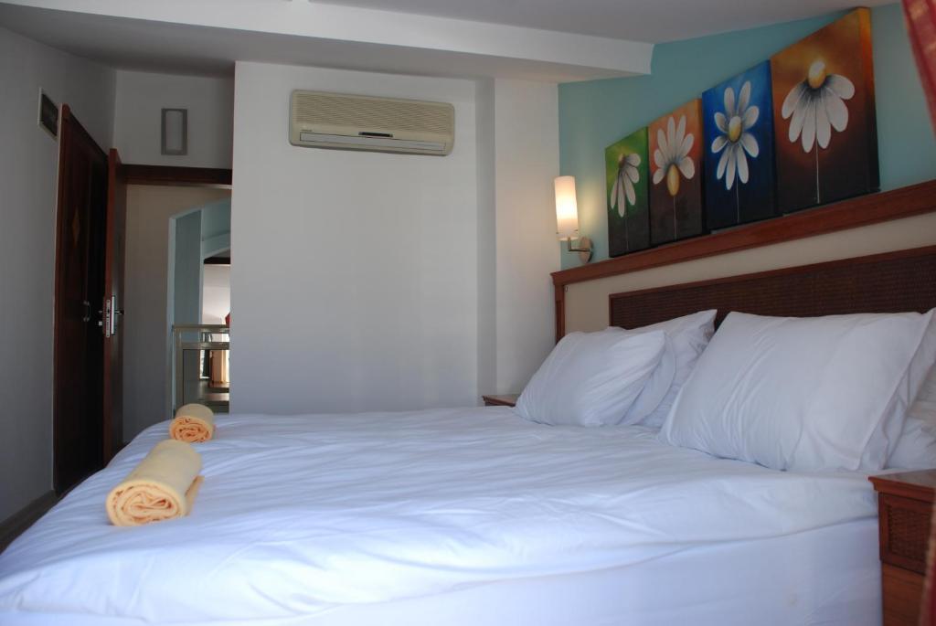 Villa Adora Beach Side Esterno foto