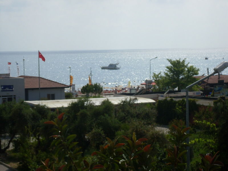 Villa Adora Beach Side Esterno foto