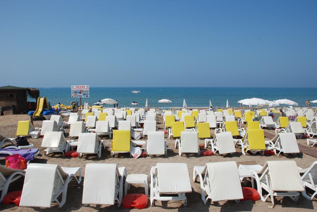 Villa Adora Beach Side Esterno foto