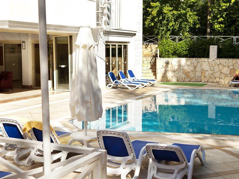 Villa Adora Beach Side Esterno foto